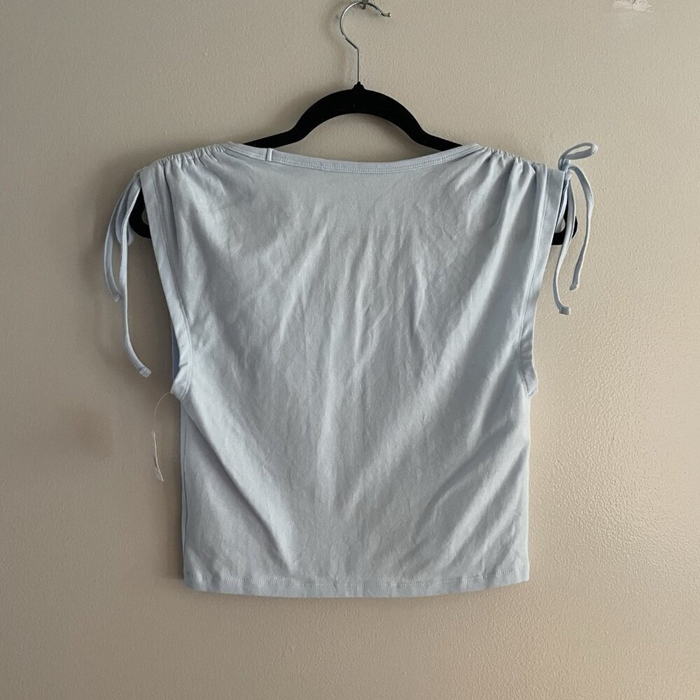 American Eagle Women S Light Blue Y2K Scoop Neck Cropped Cinch Shoulder Tee NWT - Picture 11 of 11